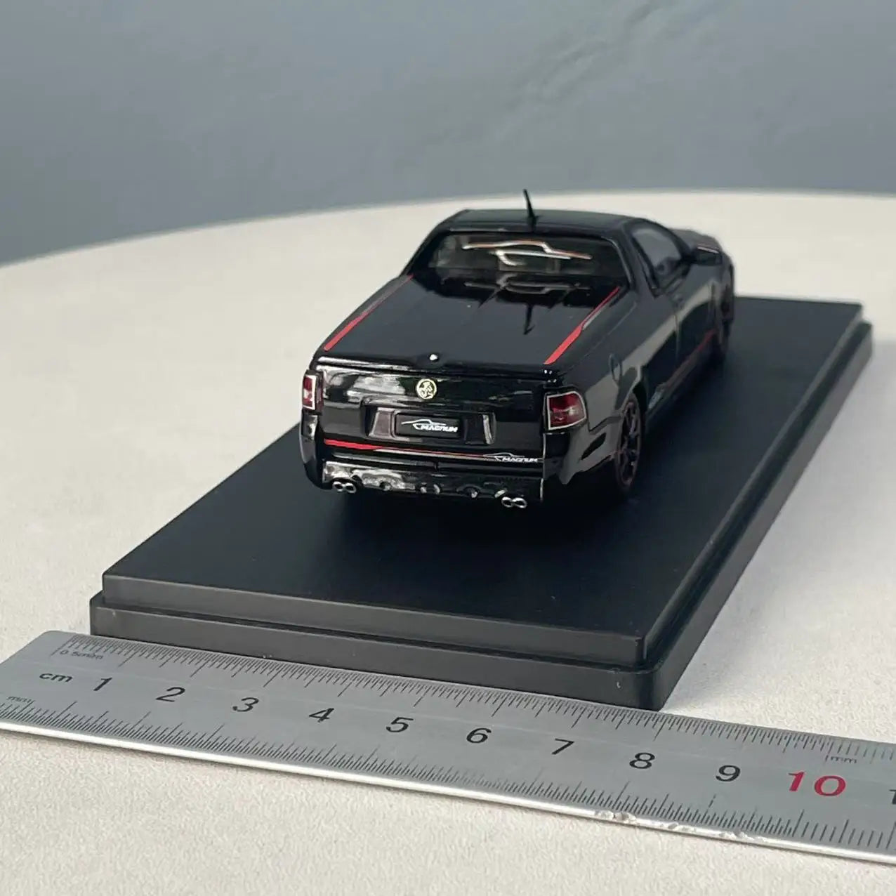 1/43 scale Biante Holden VFII Magnum Ute Holden pickup Alloy Collection Car model Display Souvenir gift toy