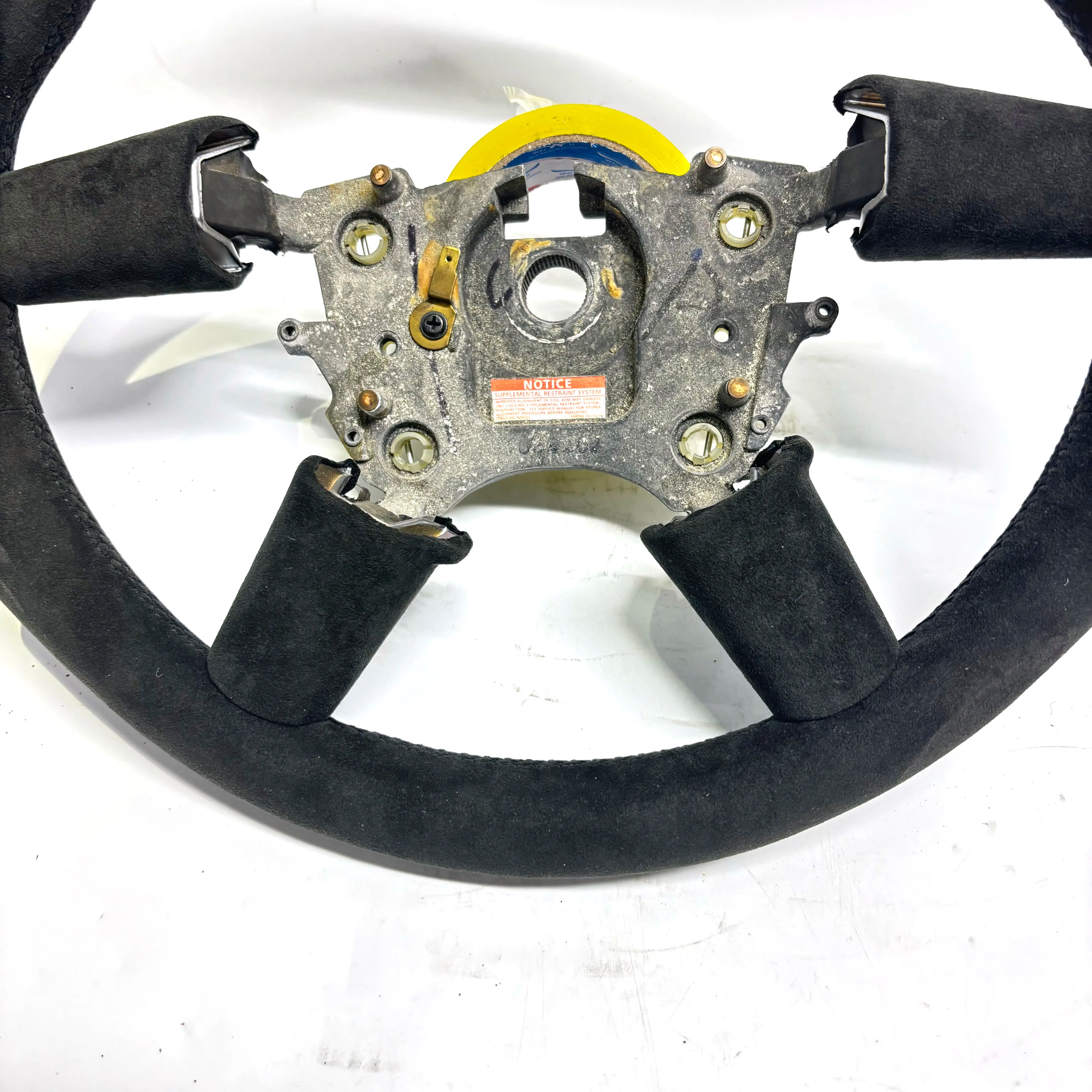 Custom Black Alcantara Leather Custom Steering Wheel For The Pontiac Gto/Holden Holden Commodore Vz Vy 2004-2006